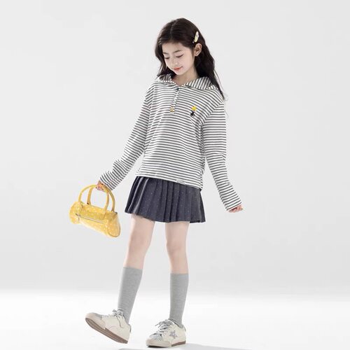 【280克条纹德绒，90聚酯纤维10氨纶】秋冬季女童绣花打底衫