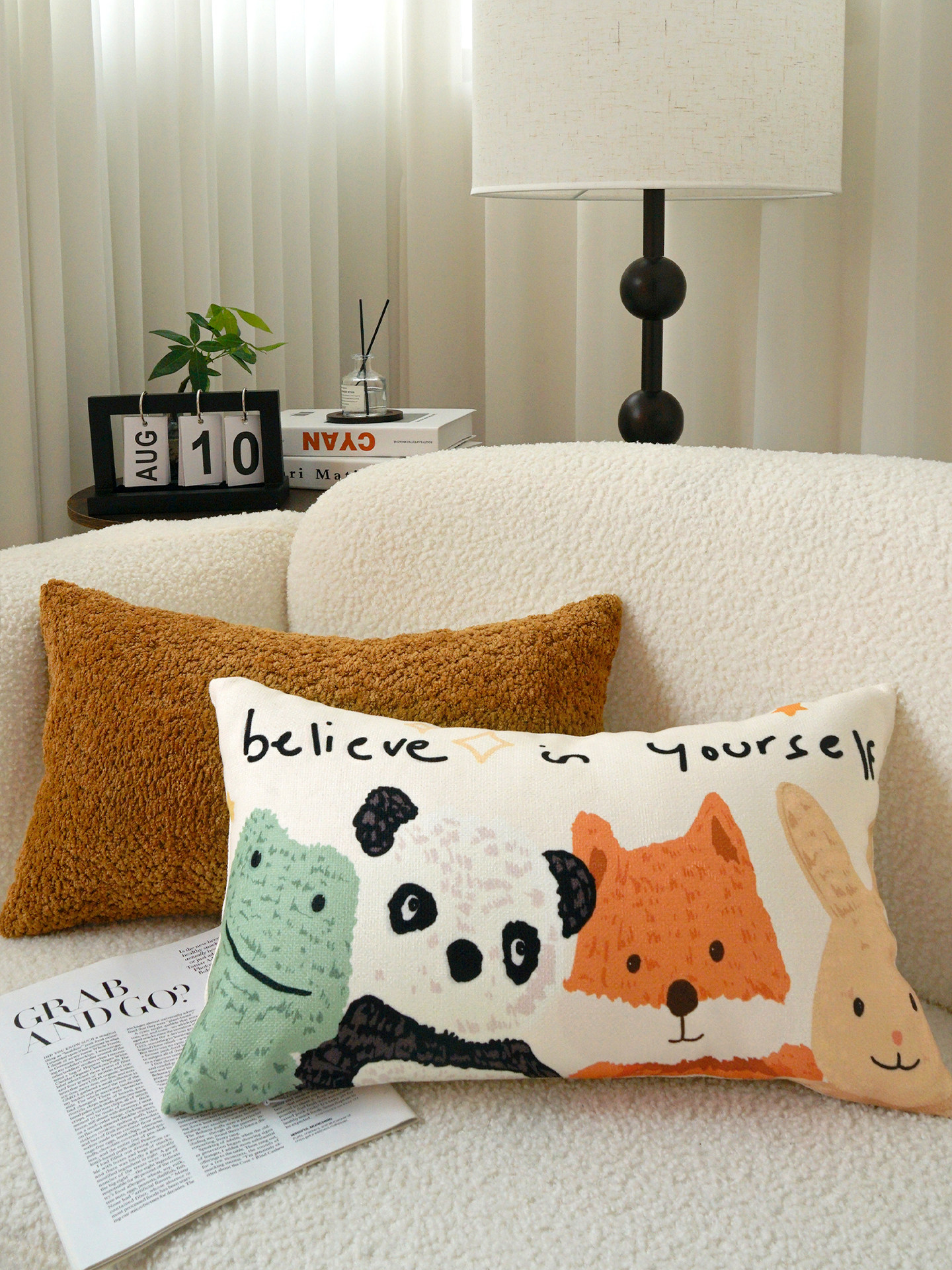 卡通可爱多巴胺抱枕沙发客厅靠枕儿童房床头床上靠垫套飘窗长条枕