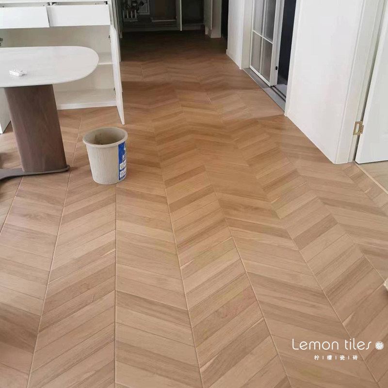 法式菱形鱼骨纹木纹砖 客厅卧室防滑仿木地板 木纹瓷砖