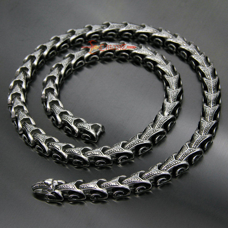 欧美个性钛钢男士项链 霸气潮男配链蛇骨龙骨配饰品朋克锁骨链子
