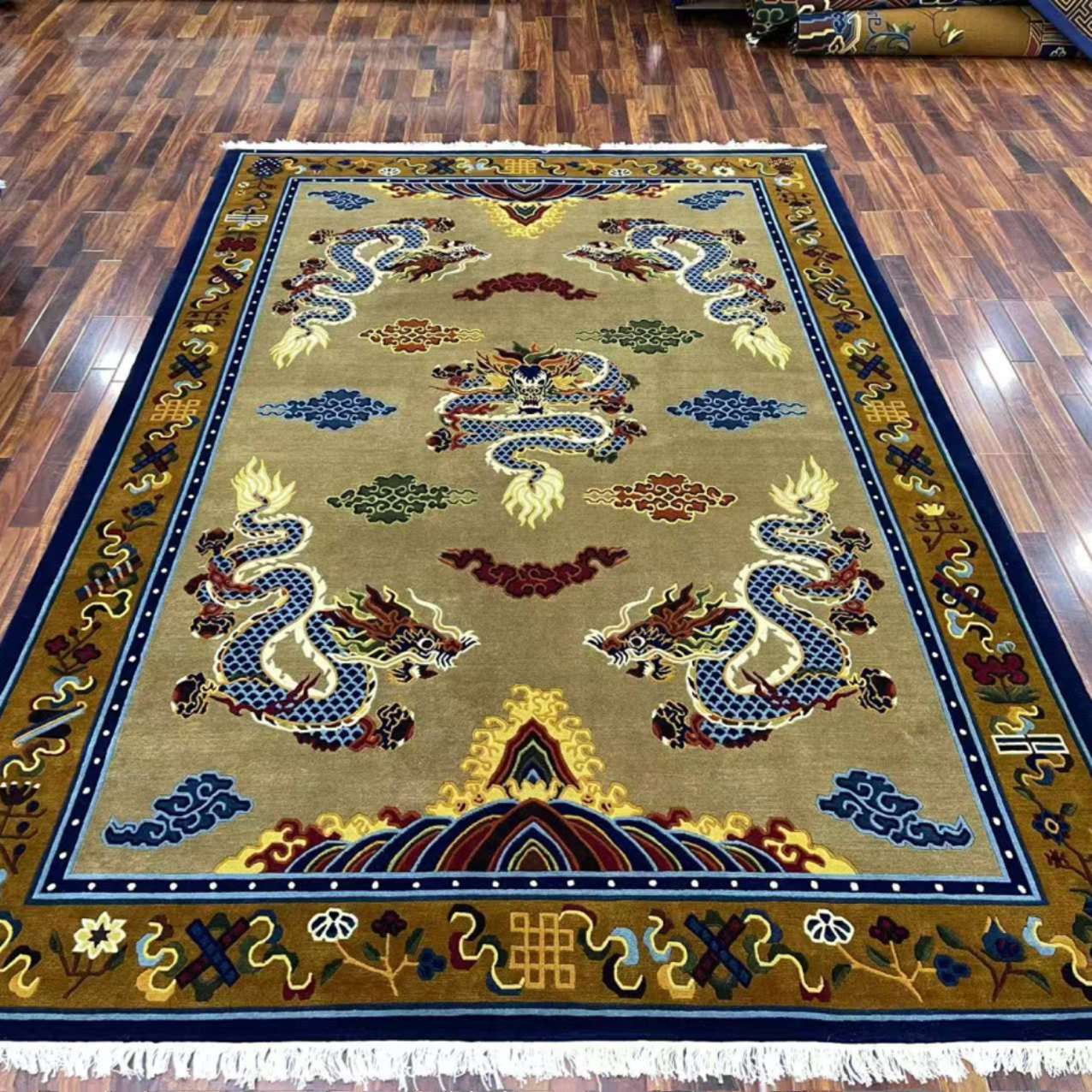 器世界尼泊尔纯手工羊毛大藏毯佛堂地毯别墅地毯藏式卧室客厅沙发