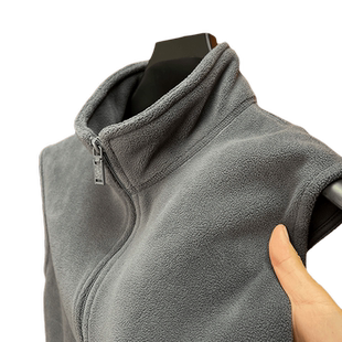 加绒加厚摇粒绒马甲男款冬季百搭无袖背心纯色拉链外套立领颗粒绒