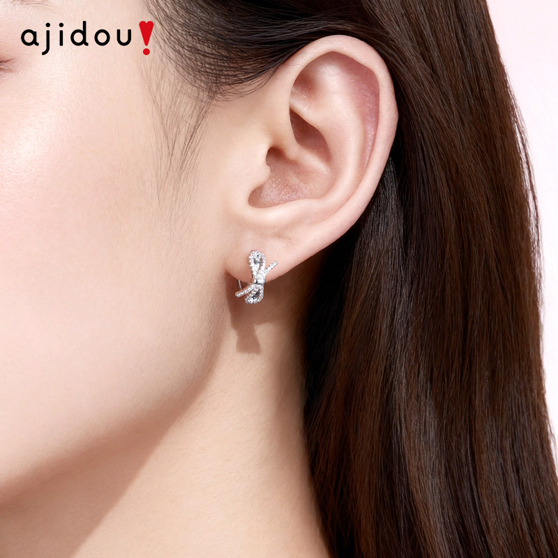 AJIDOU阿吉豆耳饰女蝴蝶结时尚耳钉轻奢百搭耳环独特漂亮耳圈耳扣