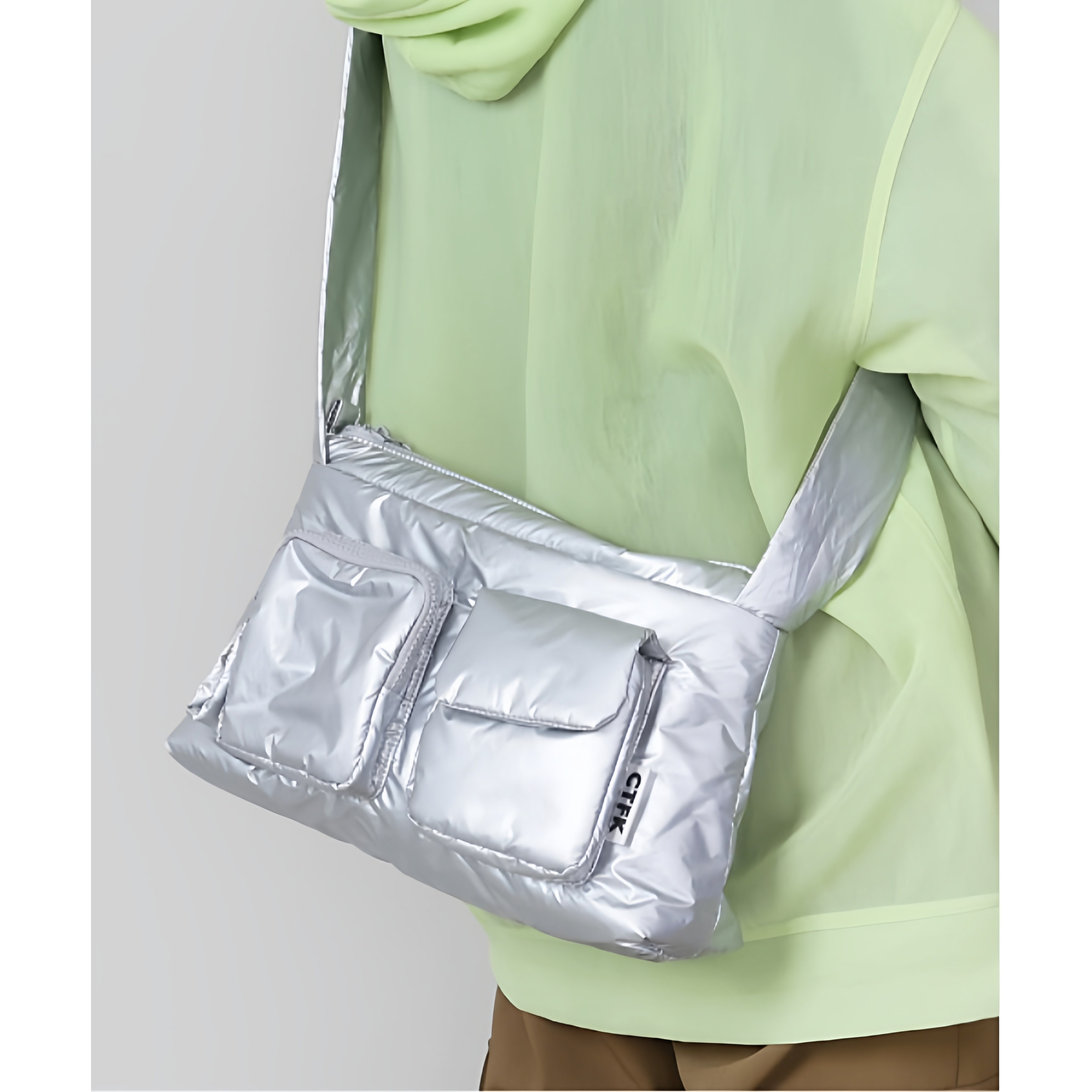 【4折福利】casselini百搭双口袋机车运动包斜挎单肩男女包大容量,箱包皮具/热销女包/男包,通用款女包,淘宝优惠券,粉丝福利购,淘宝优惠卷