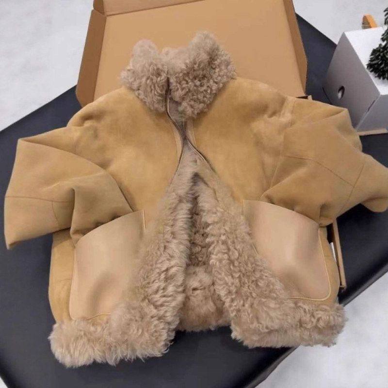 2025新款爆款皮毛一体卡其色立领羊羔绒小香风短款毛毛外套女冬季,女装/女士精品,短外套,淘宝优惠券,粉丝福利购,淘宝优惠卷