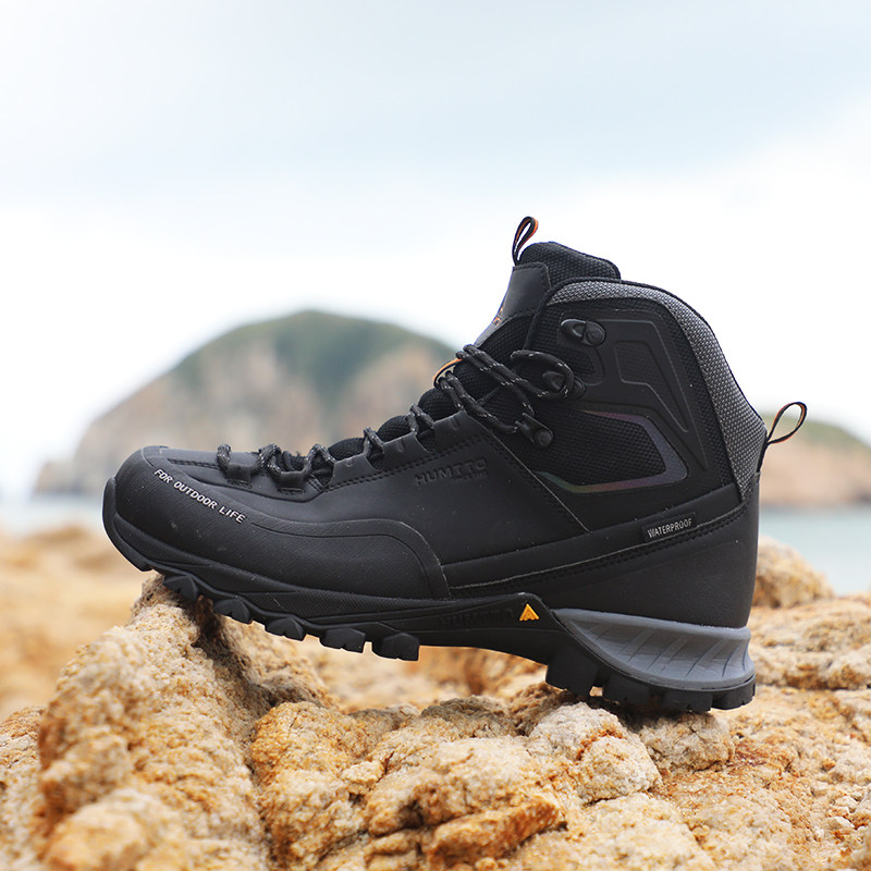 悍途秋冬防滑防水轻便登山鞋