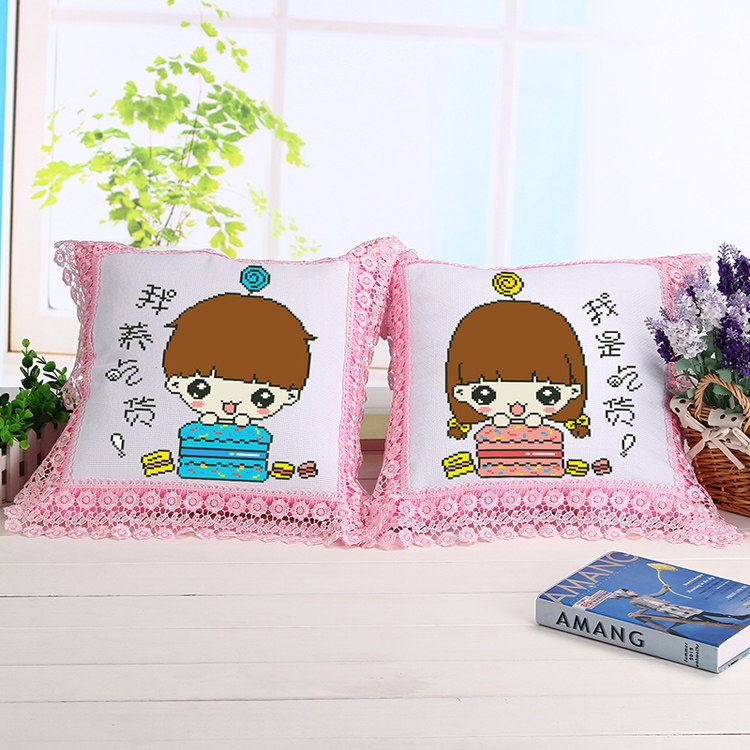 新款蕾丝花边印花十字绣抱枕卡通情侣一对卡通可爱吃货靠枕