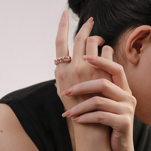 海梵纪)18K金彩色蓝宝石戒指