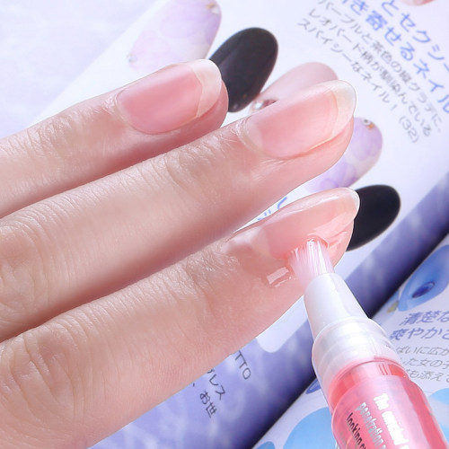 美甲滋润护理指缘油