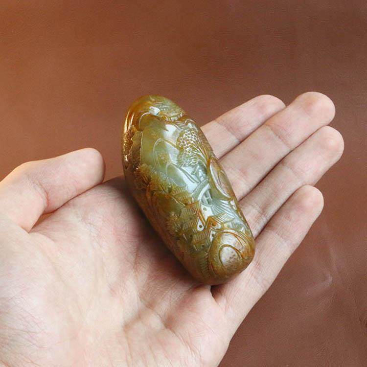 新疆和田玉白玉褐皮独籽吊坠