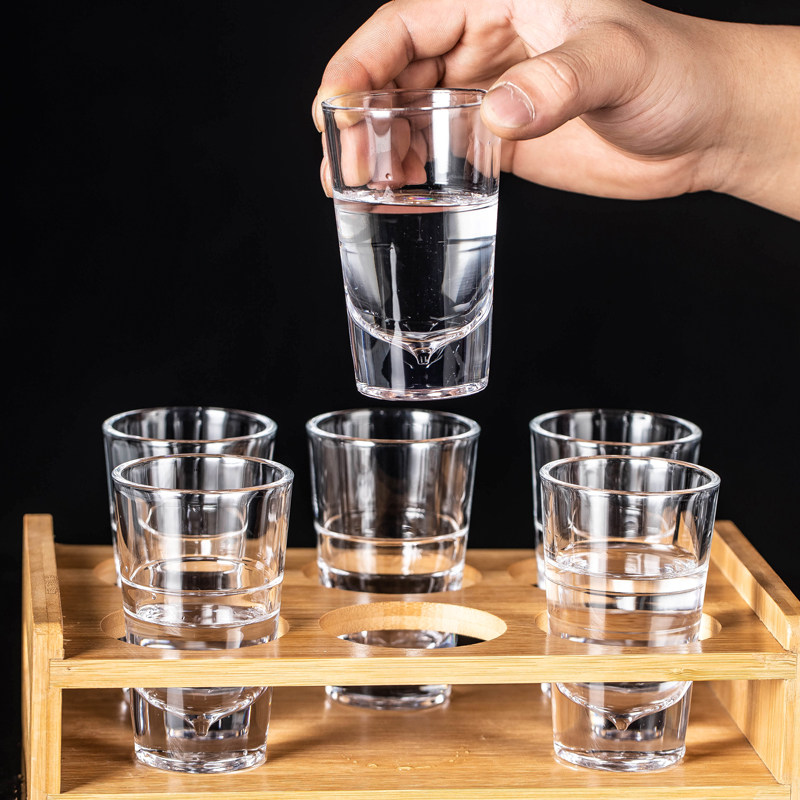 二两刻度玻璃白酒杯家用大号白酒杯高款烈酒套装酒吧ktv洋酒杯