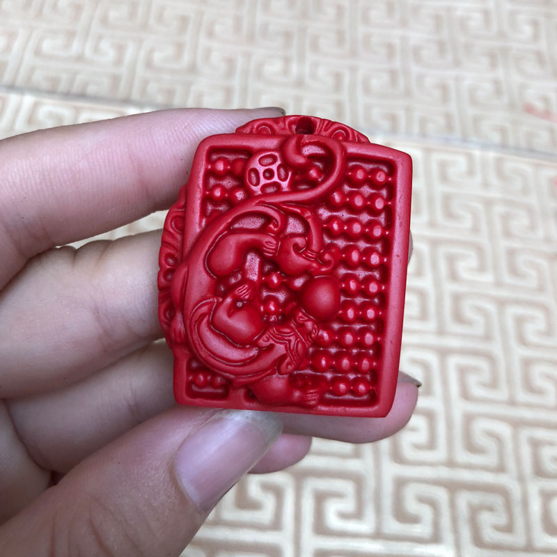 貔貅钥匙扣台湾原色朱砂项链算盘貔貅玉佩挂件新款情侣款毛衣链