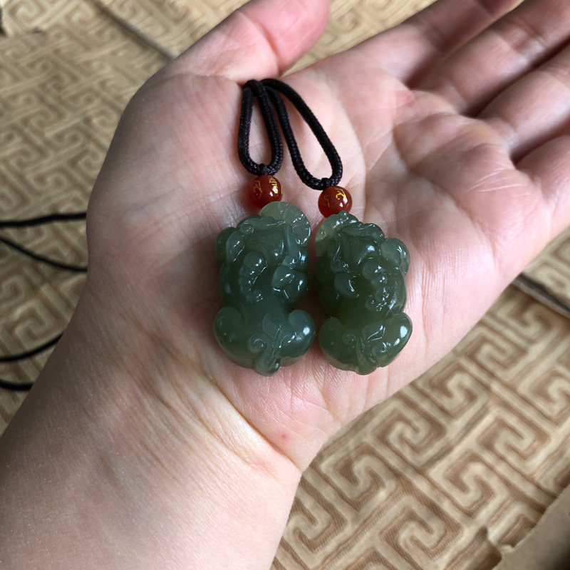 天然新疆和田老料貔貅吊坠男女情侣款项链玉石皮丘随身挂件送证书