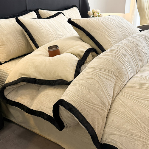 雕花牛奶绒四件套加厚保暖升温