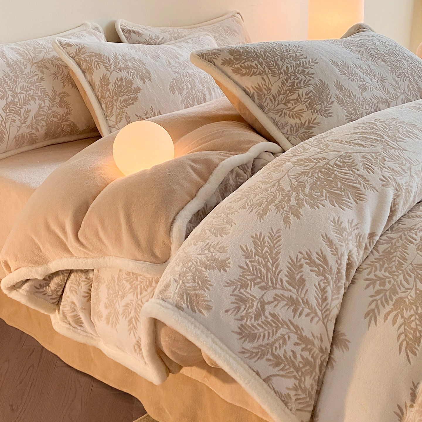 雕花牛奶绒四件套2026新款冬季加厚保暖珊瑚绒床单被套床笠款床品