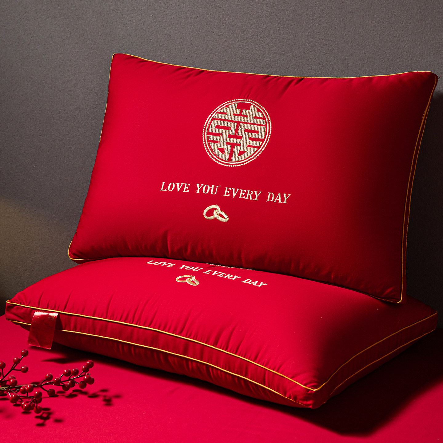 大红色喜庆结婚枕头全棉刺绣一对装新娘陪嫁家用纯棉枕芯婚庆婚嫁