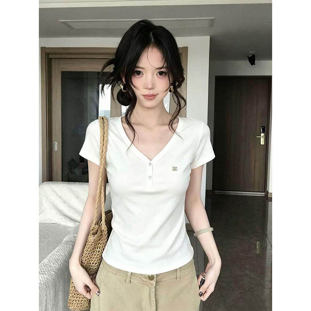 美式甜辣妹纽扣V领正肩短袖t恤女夏季高街修身显瘦设计感小众上衣