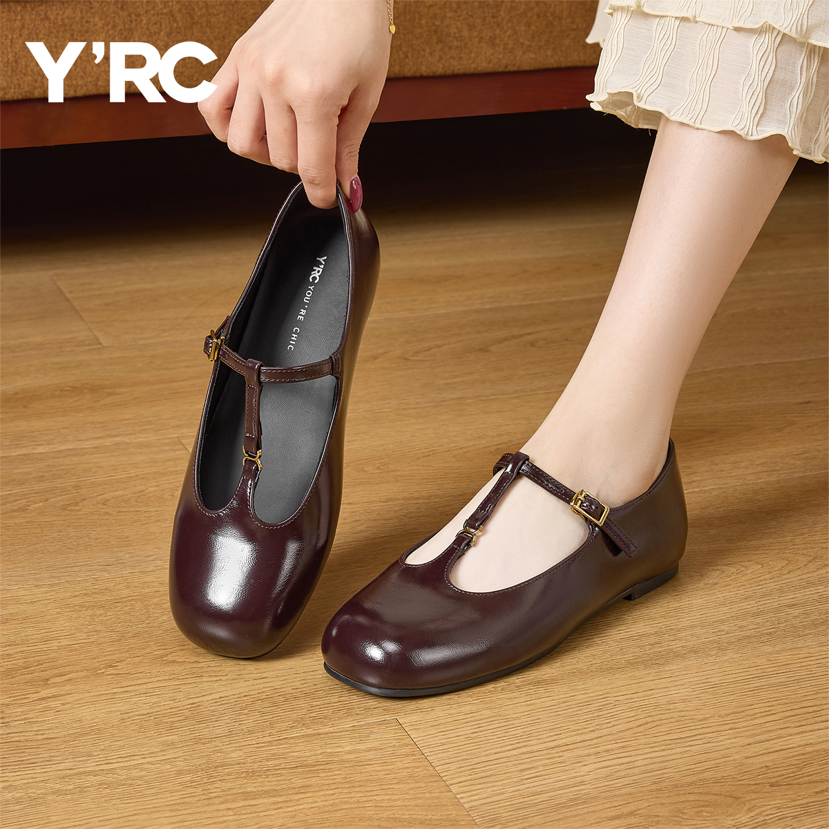 YRC平底乐福鞋女T字带2025秋季新款百搭圆头通勤浅口复古玛丽珍鞋