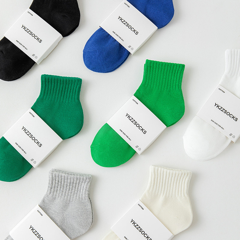 运动吸汗透气四季女黑白短袜