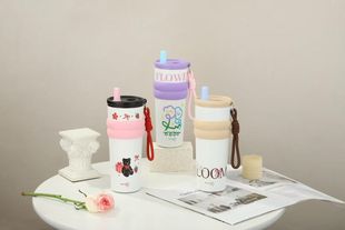 2025新款吸管保温杯女高颜值大容量水杯316无缝可爱时尚车载杯子