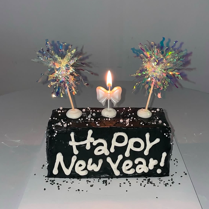 2025新年跨年蛋糕装饰 ins风蝴蝶结蜡烛节日烘焙装扮炫彩雨丝插件