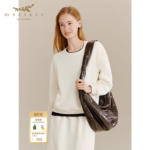 十二篮专选冬季 圆领立体感卫衣女温柔米白色休闲慵懒