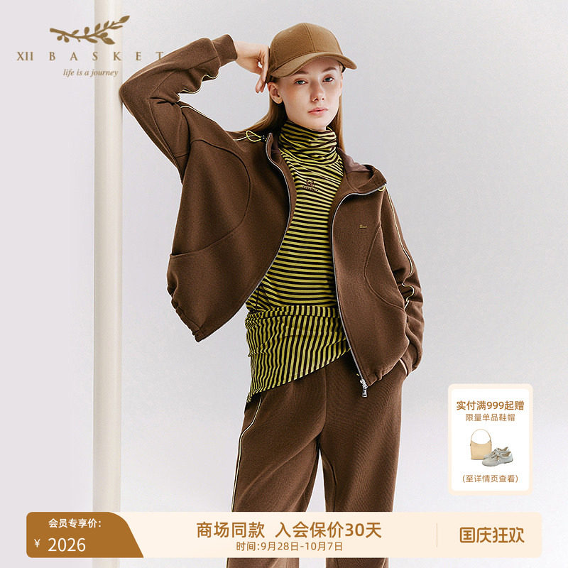 十二篮绵羊毛混纺休闲连帽外套