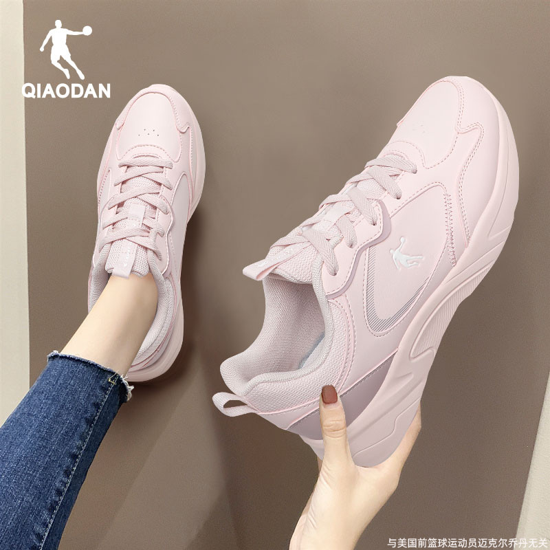 乔丹女跑步鞋软底旅游鞋
