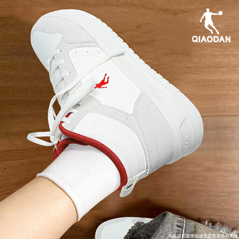 乔丹高帮女鞋板鞋女款休闲运动鞋