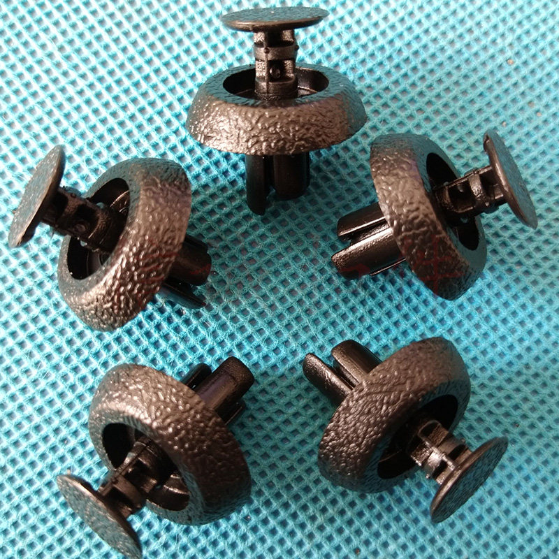 适用于丰田凯美瑞汉兰达卡罗拉皇冠发动机盖板卡子水箱上护板卡扣