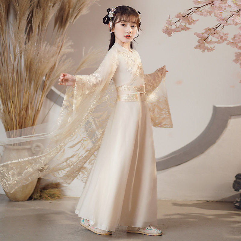 维雏春秋女童超仙汉服大袖衫2026图片