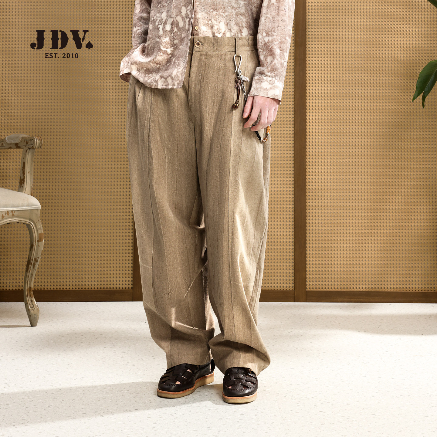 JDV商场同款复古休闲裤2026年春季宽松直筒垂坠感长裤男SPLAW03,男装,休闲裤,淘宝优惠券,粉丝福利购,淘宝优惠卷