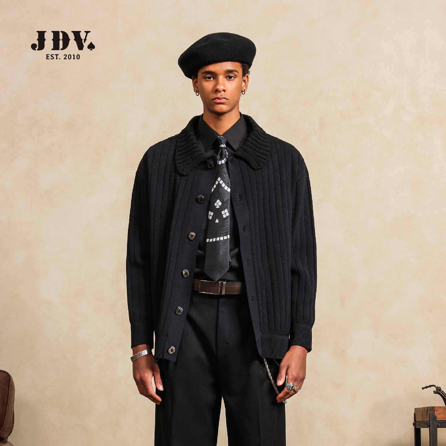 JDV2025年秋季新款翻领针织开衫外套男休闲百搭男士复古针织开衫