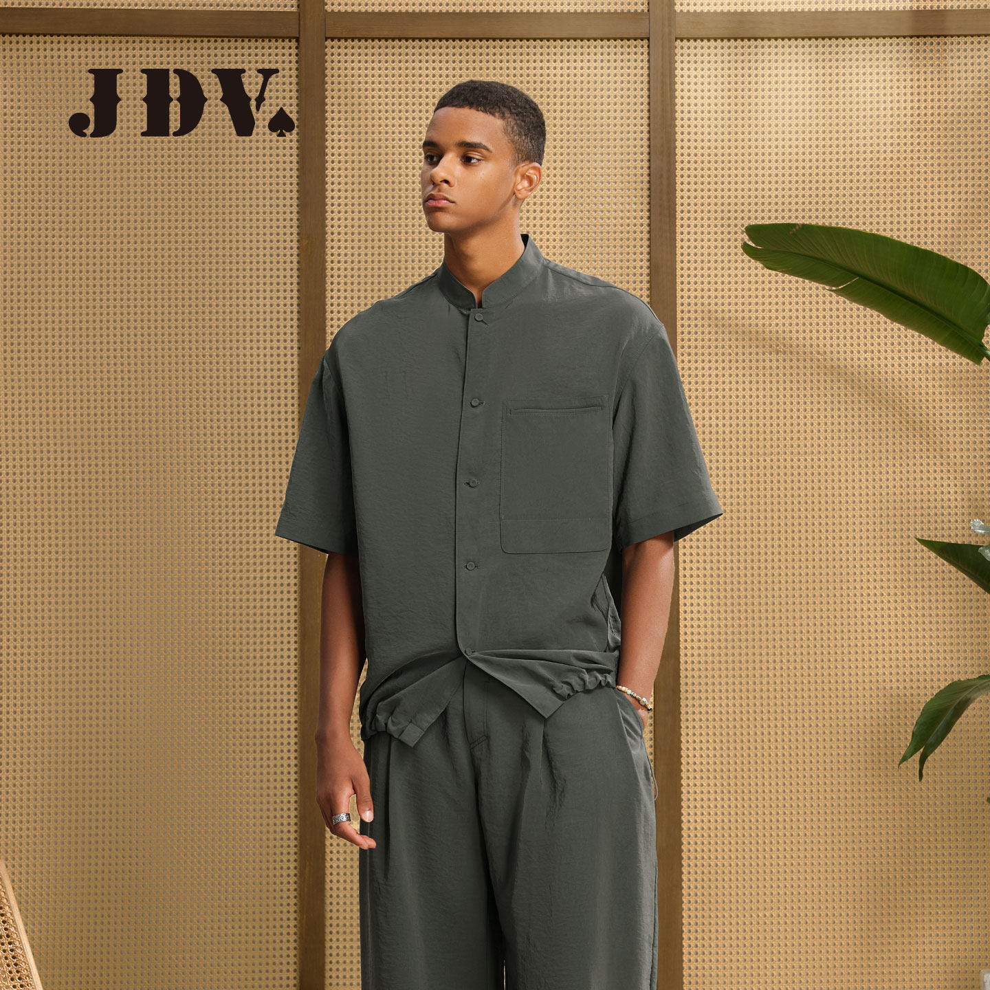 JDV商场同款立领中袖夹克2026夏季新品挺阔舒适休闲外套男SSJAW12