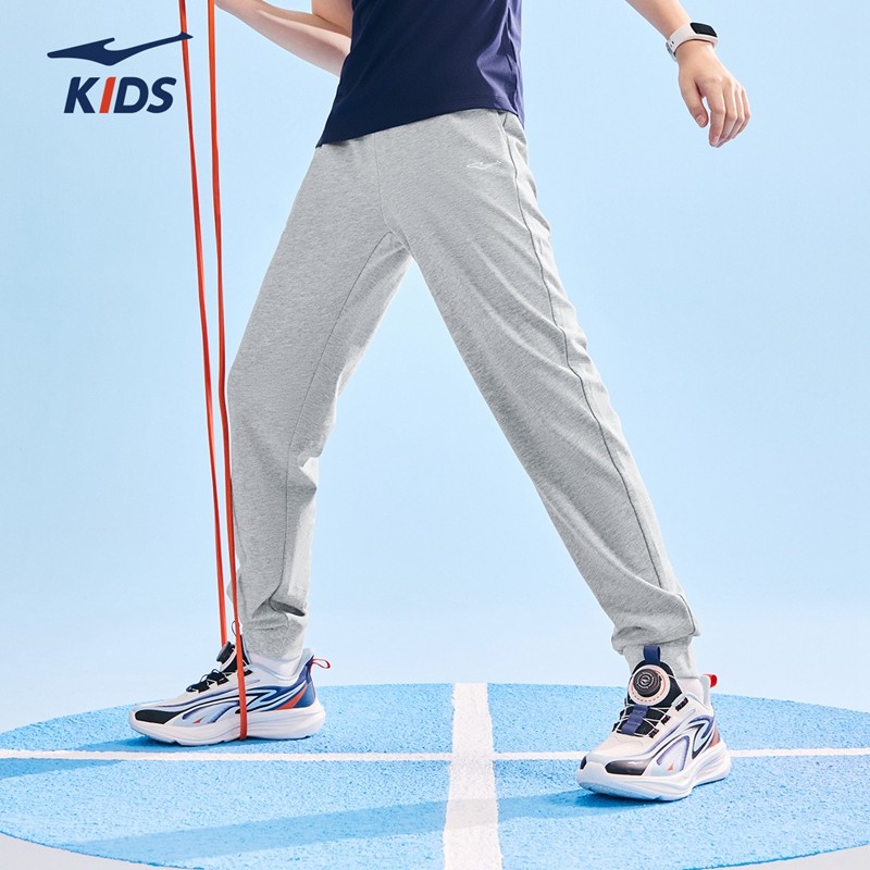 鸿星尔克童装儿童纯棉长裤2026春季新款男童运动裤学生宽松裤子