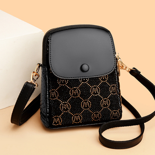 斜挎手机包女2025新款超火轻便迷你单肩钥匙小包女士高级感小挎包