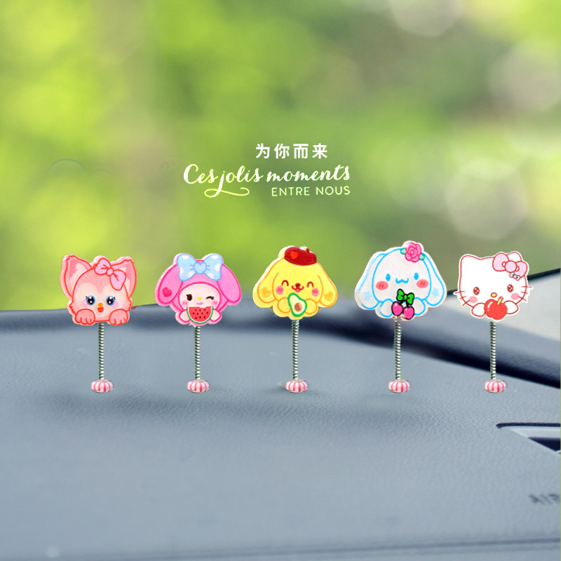 亚克力玉桂狗汽车窗边摇头摆件