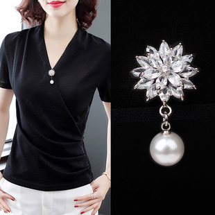 精致扣针奢华珍珠配饰 固定衣服别针防走光胸针女高档领口胸花开衫