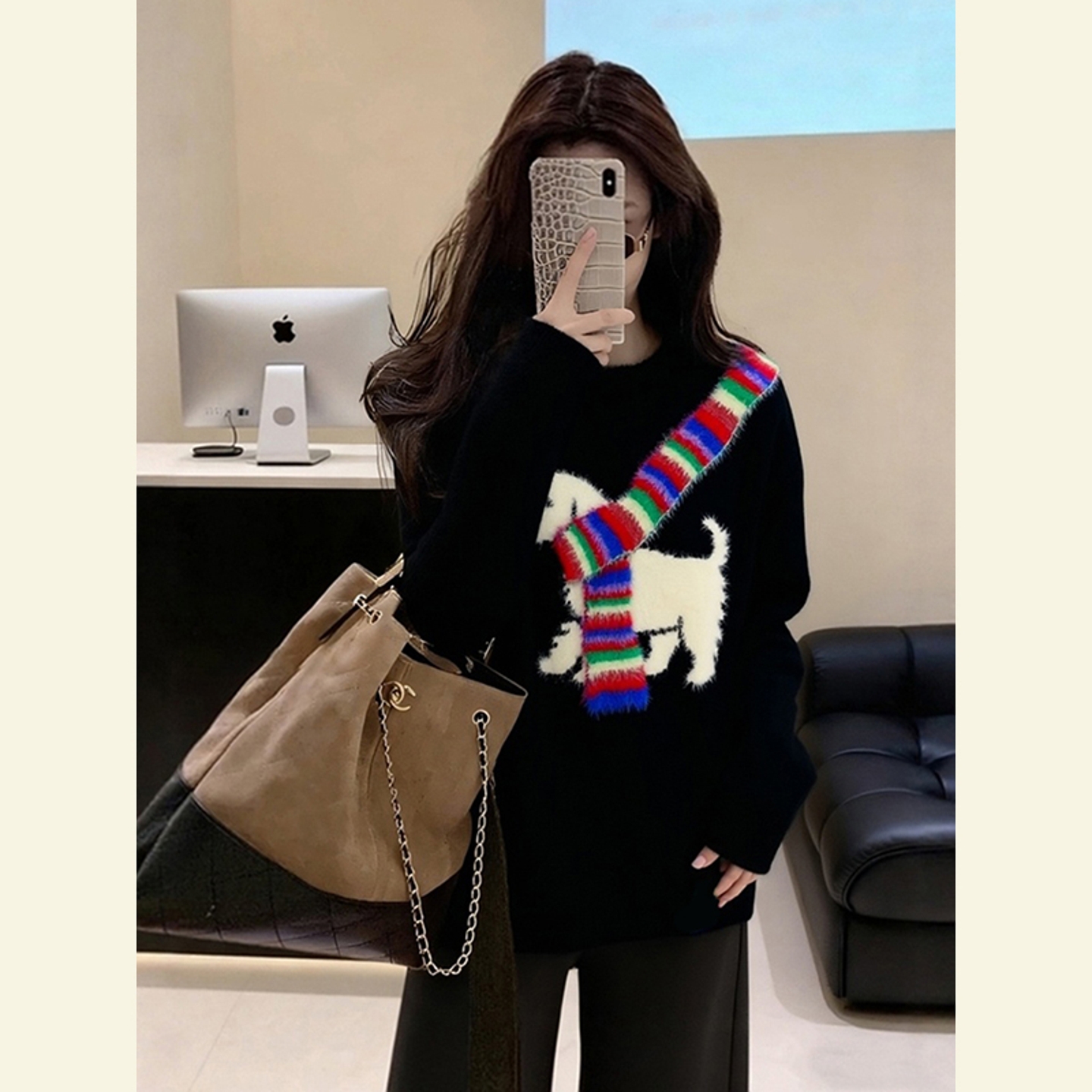 独特别致小香风绝美黑色毛衣女