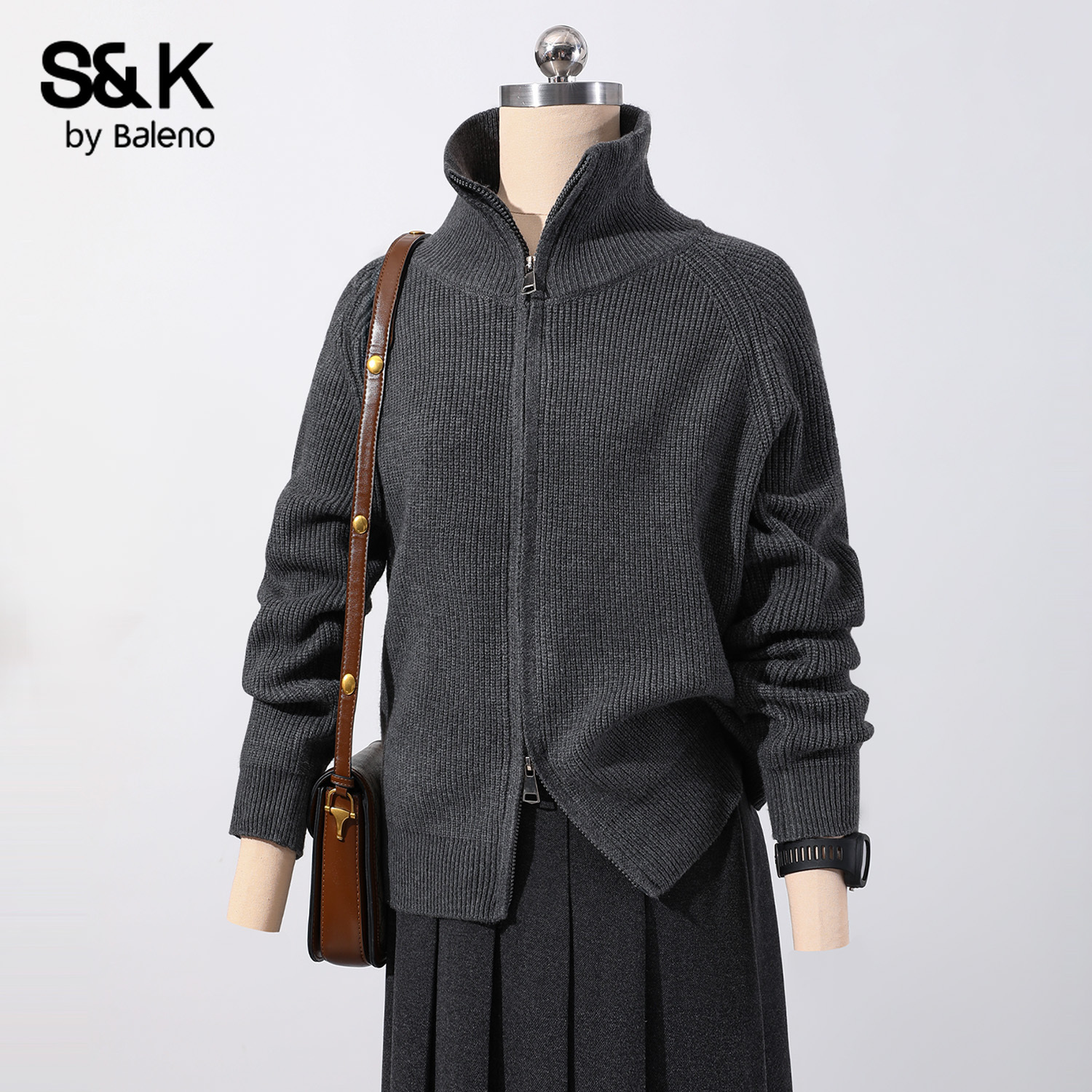 班尼路女款拉链针织开衫毛衣外套