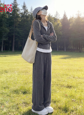 班尼路灰色假两件运动套装女2026春季新款巨好看的早春两件套装H