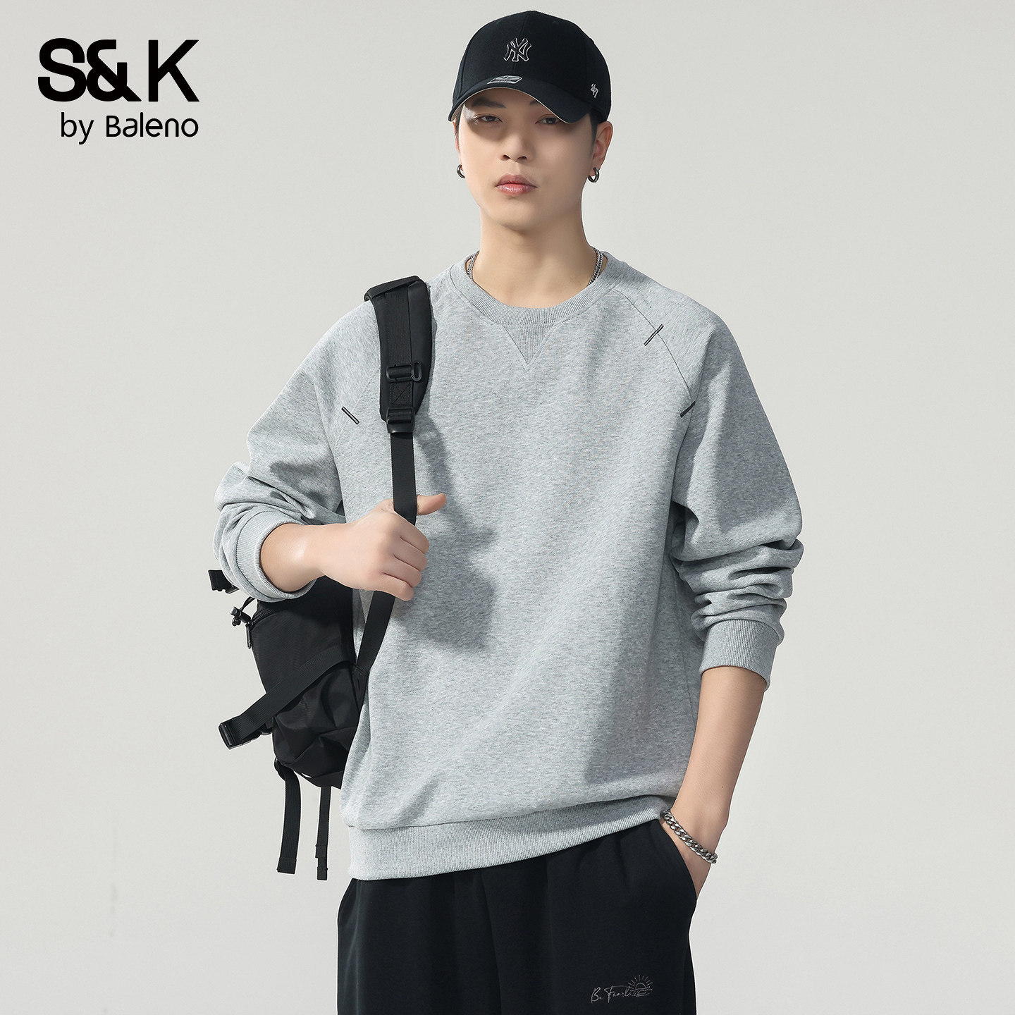 班尼路S&K系列秋冬休闲圆领卫衣