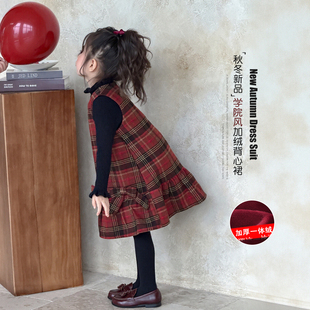 女童拜年服连衣裙冬装2026新款儿童加绒红色格子裙超好看公主裙字