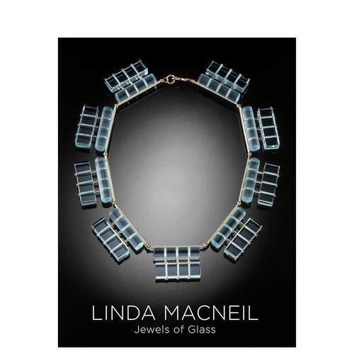 Linda Macneil：玻
