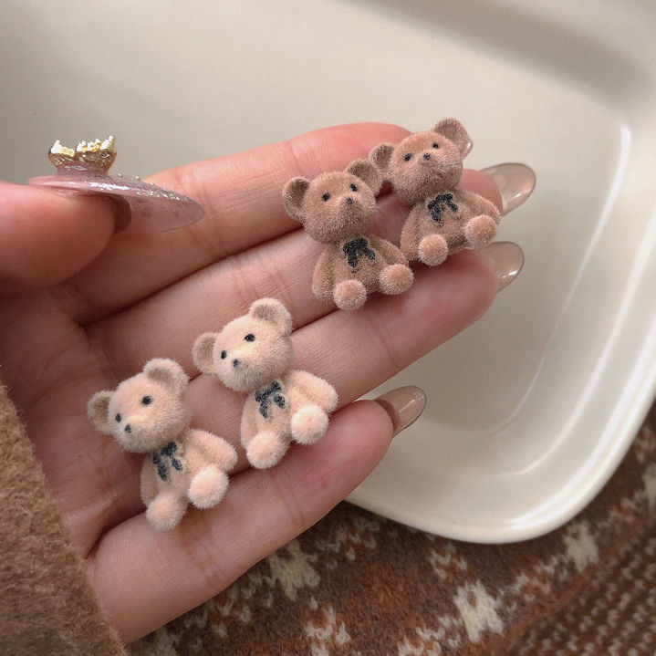 毛绒小熊小兔猫咪耳钉