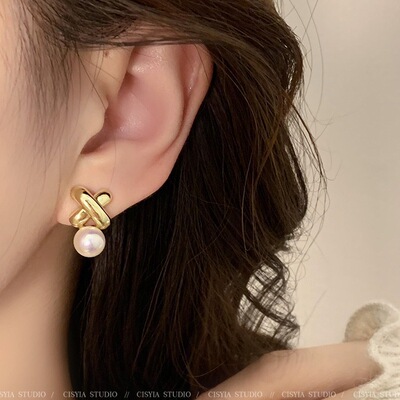小众复古百搭珍珠耳钉女2024新款小众轻奢耳环高级感精致气质耳饰