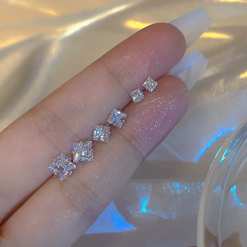 超闪锆石套装小耳钉女小巧百搭水钻简约925银针精致耳环耳饰2025