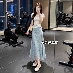 适合150小个子女装穿搭一整套2026新款巨好看半身裙两件套装女夏