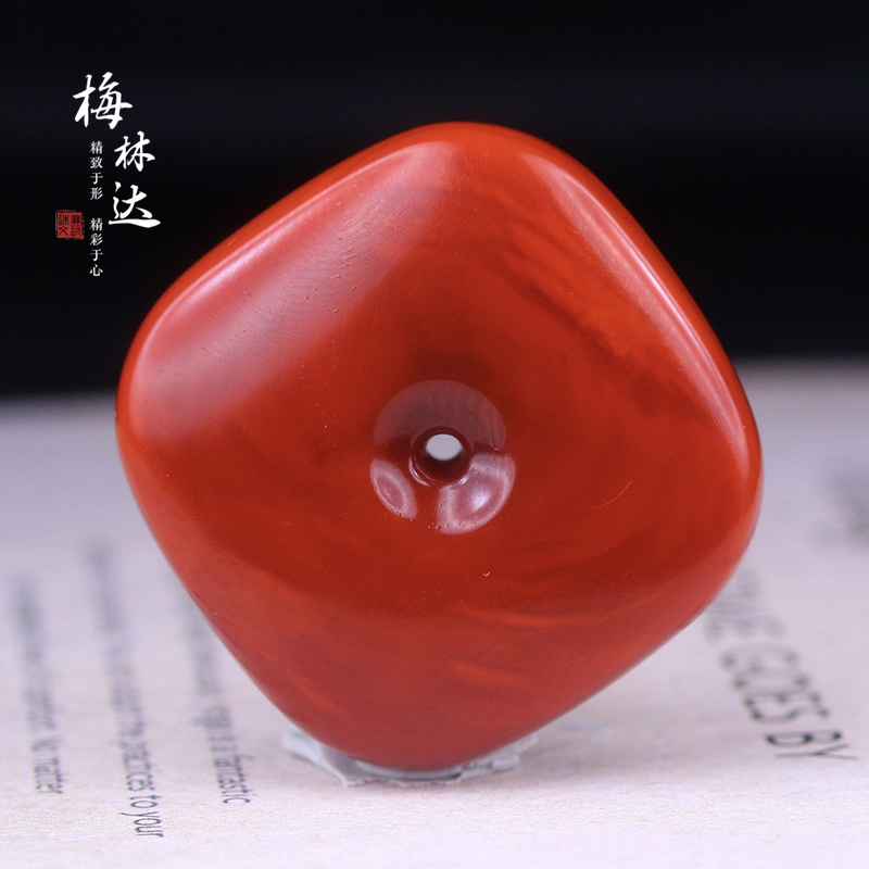 梅林达旗舰店天然南红玛瑙吊坠