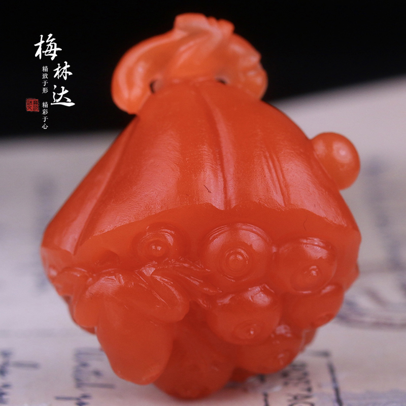 Melinda/梅林达【香慕】天然南红玛瑙吊坠苏工精雕莲蓬玉石挂件女